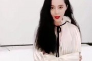 吃瓜网红成迷妹,网红成迷妹的甜蜜蜕变